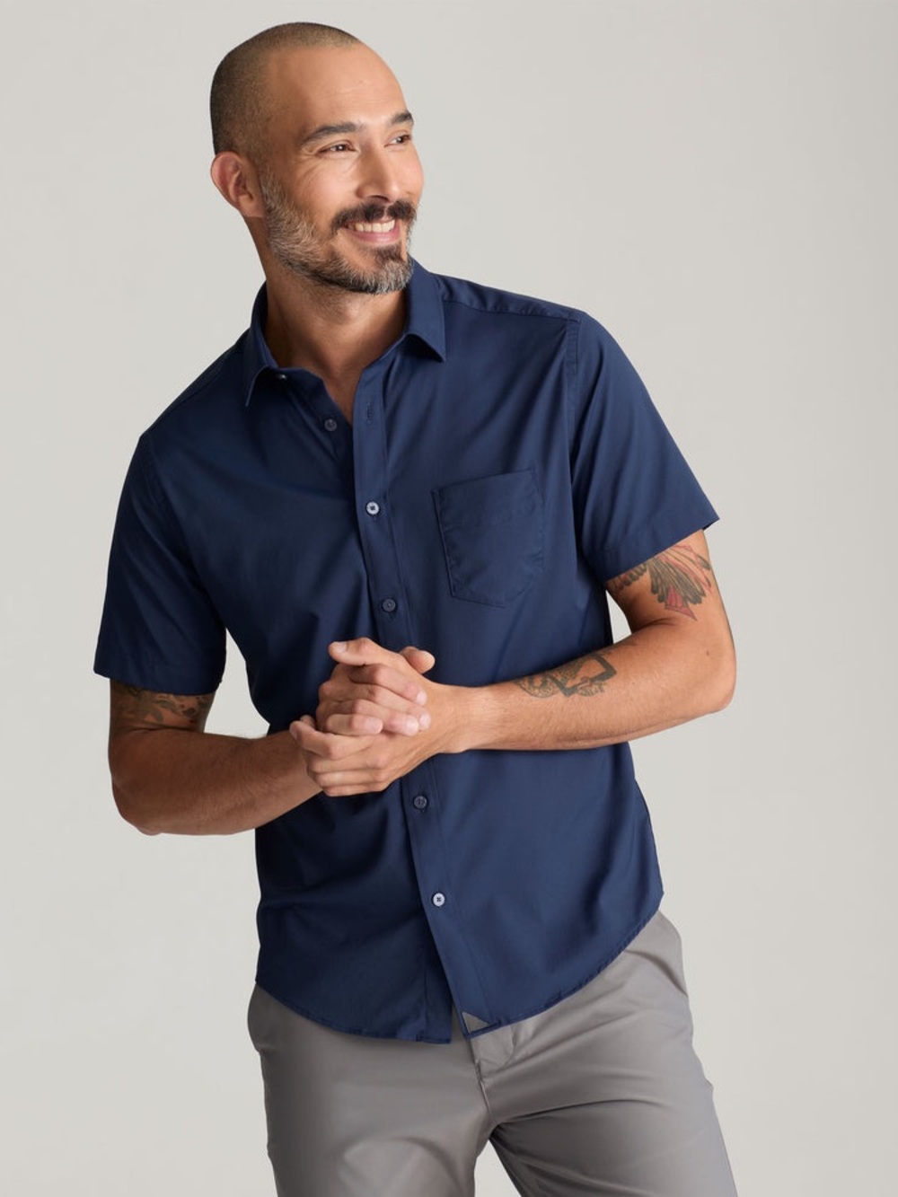 UNTUCKit Performance Short-Sleeve Gironde Shirt in Navy